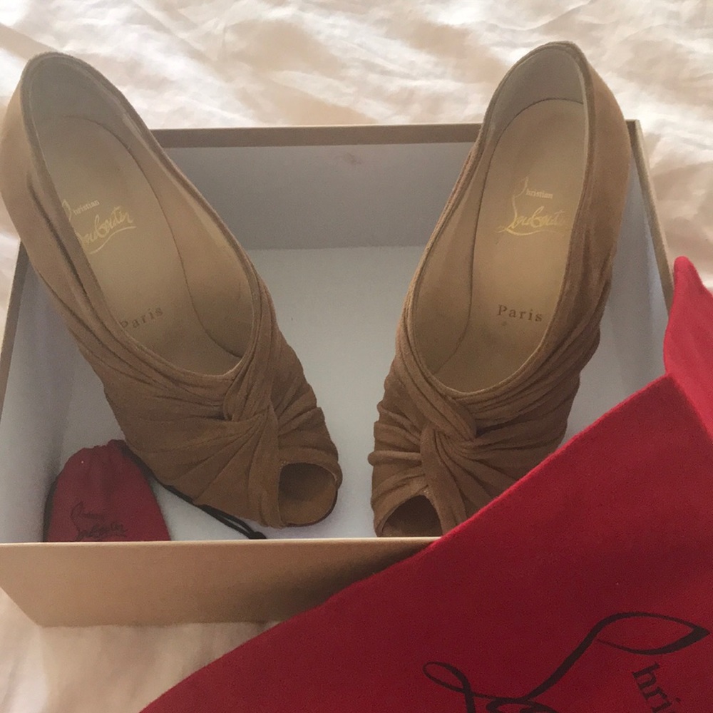 Christian Louboutin shoes size 36.5